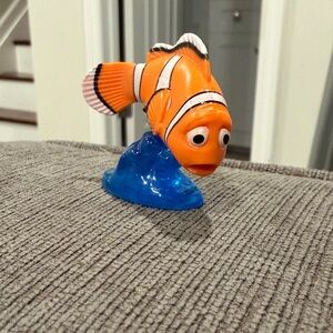 Disney Finding Nemo figure by Mattel     kids toys toy action figures fish pixar